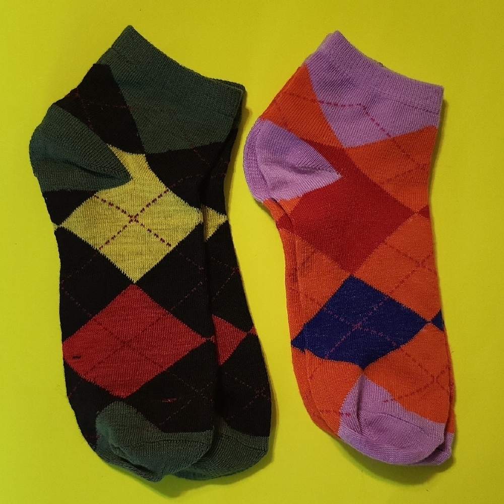 Colorful Argyle Patterned Socks